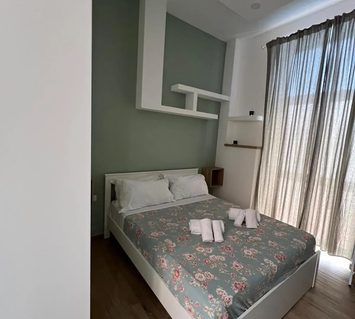 Vpm Rooms Central Train Station Naples Guest house