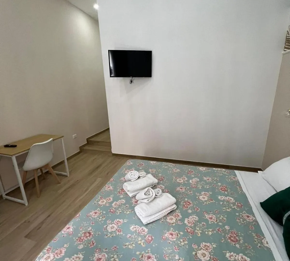 Vpm Rooms Central Train Station Naples Guest house