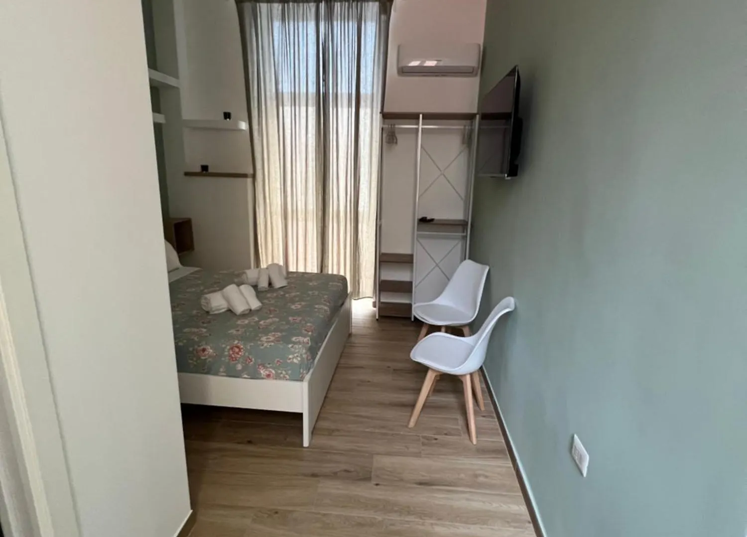 Vpm Rooms Central Train Station Naples Italy